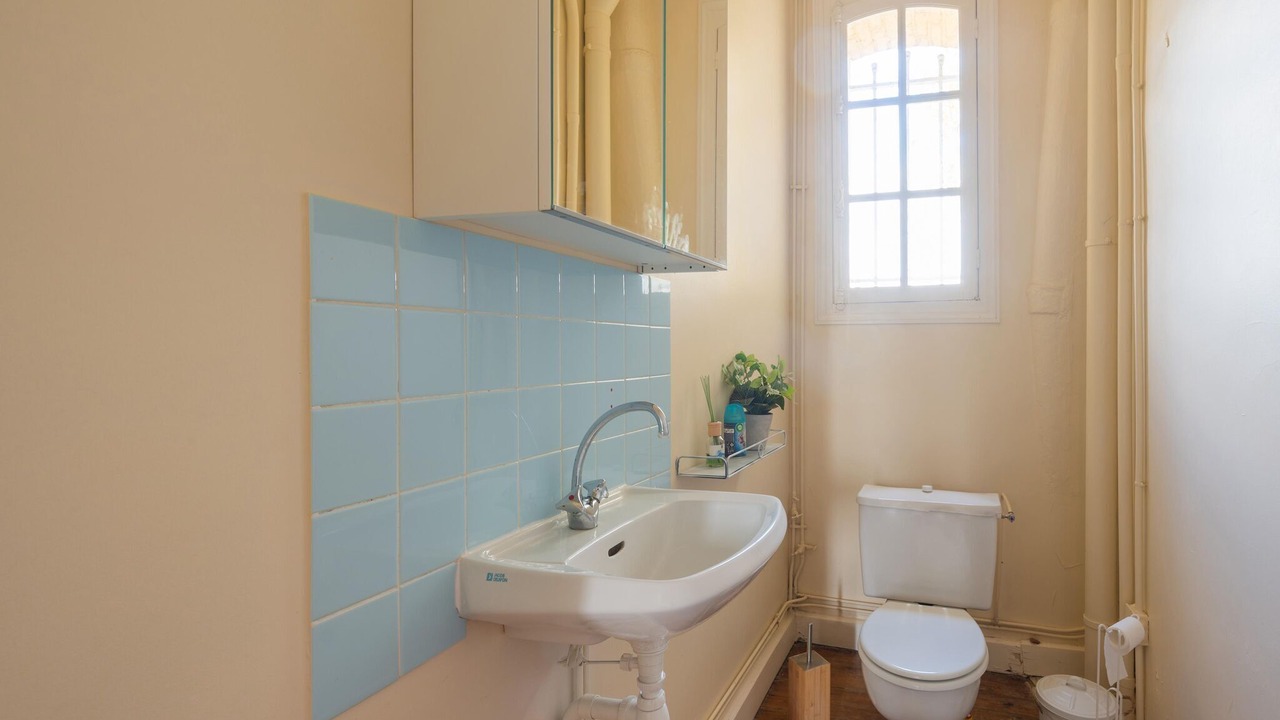Photo of Bathroom in Pouru-Saint-Remy