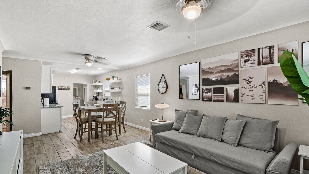 Photo of Livingroom in El Paso