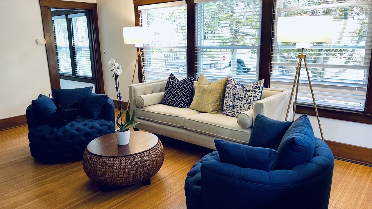 Photo of Livingroom in Downtown Rochester