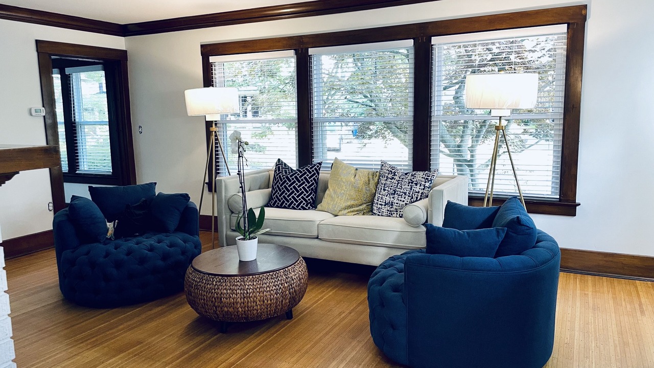 Photo of Livingroom in Downtown Rochester