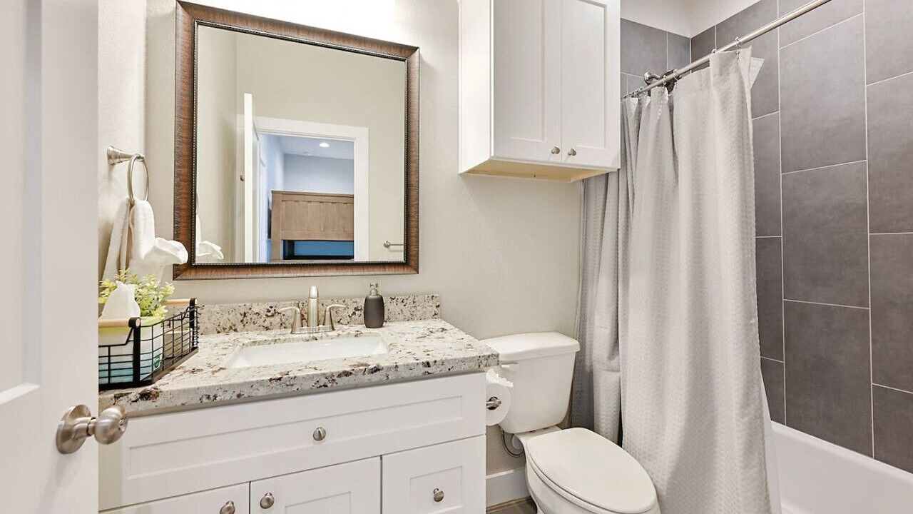 Photo of Bathroom in Redmond Terrace