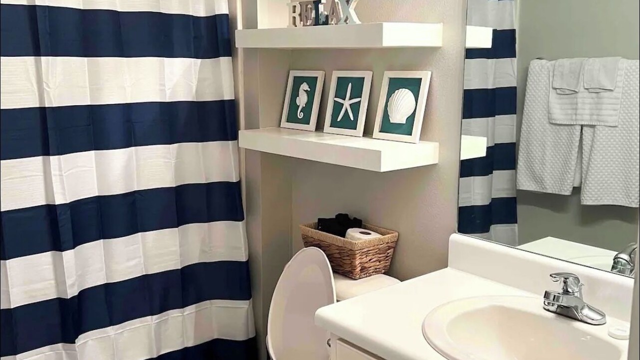 Photo of Bathroom in El Centro Beach