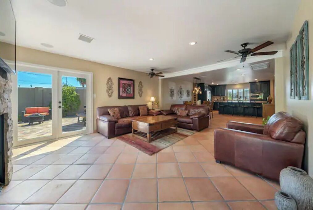 Photo of Livingroom in South Scottsdale