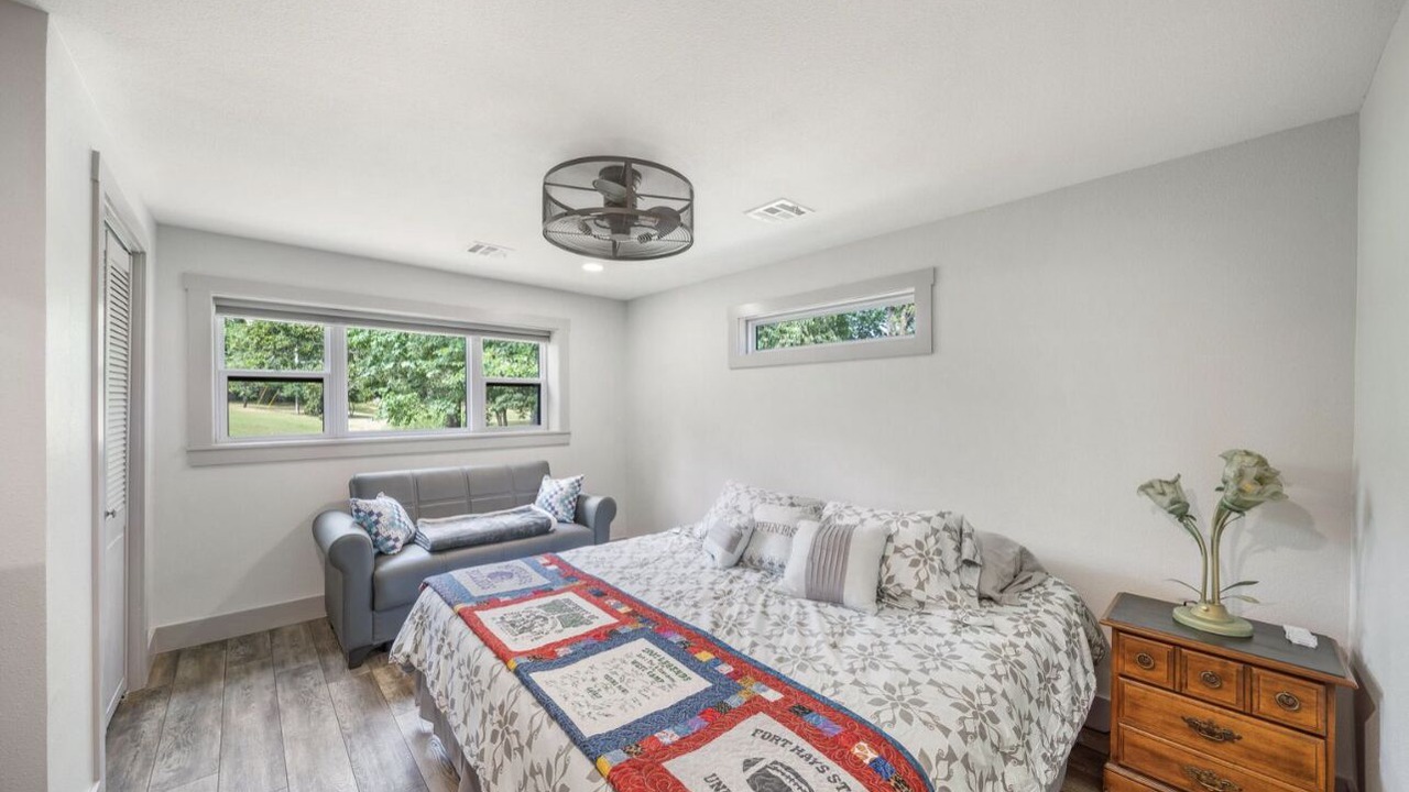 Photo of Bedroom in Wyandotte