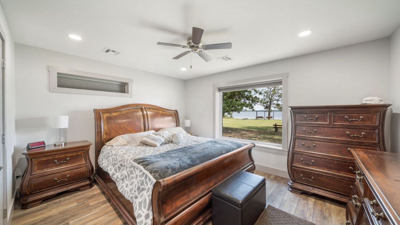 Photo of Bedroom in Wyandotte