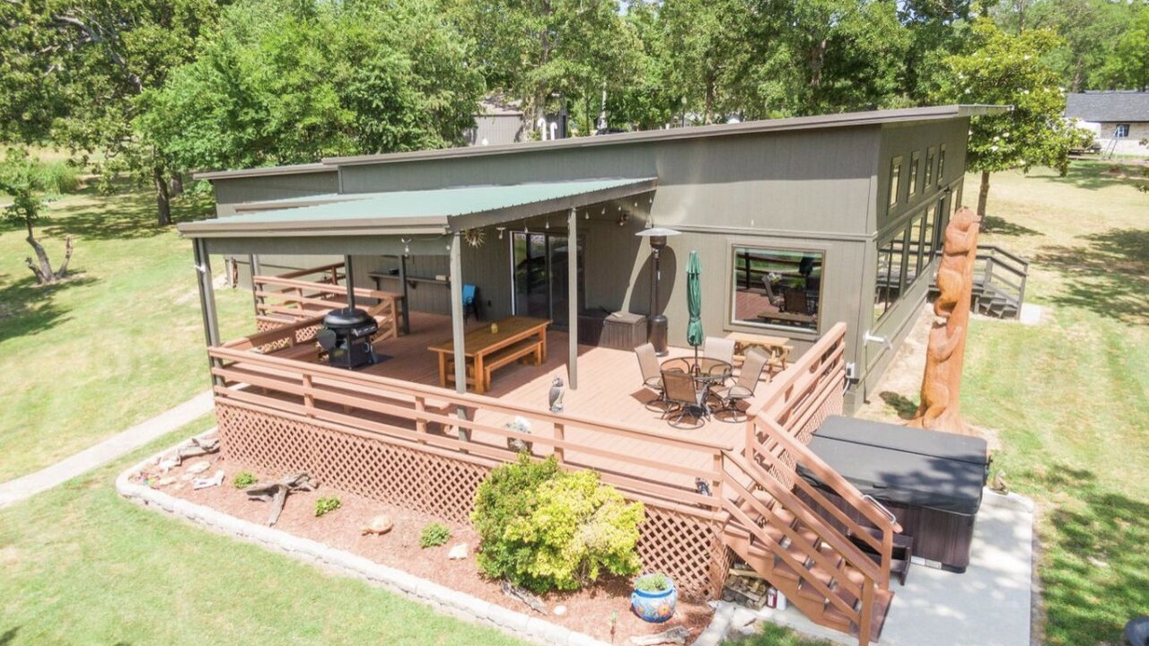 Photo of Outdoor in Wyandotte