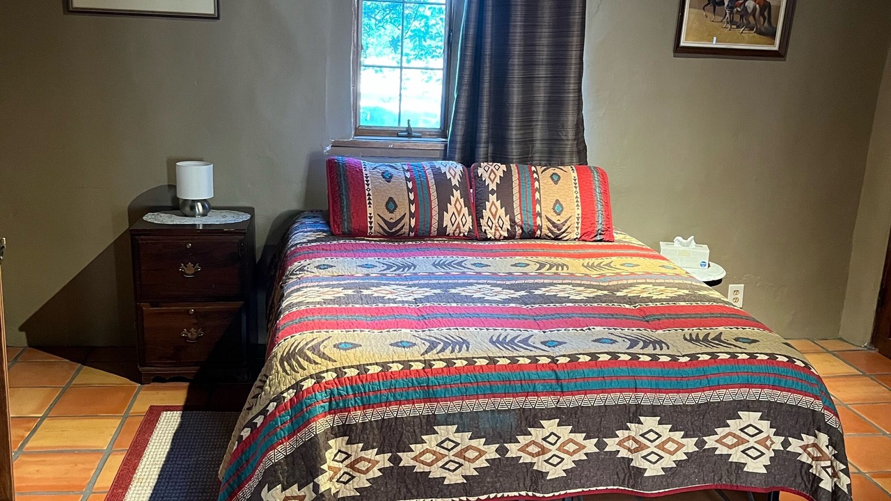Photo of Bedroom in Canoncito