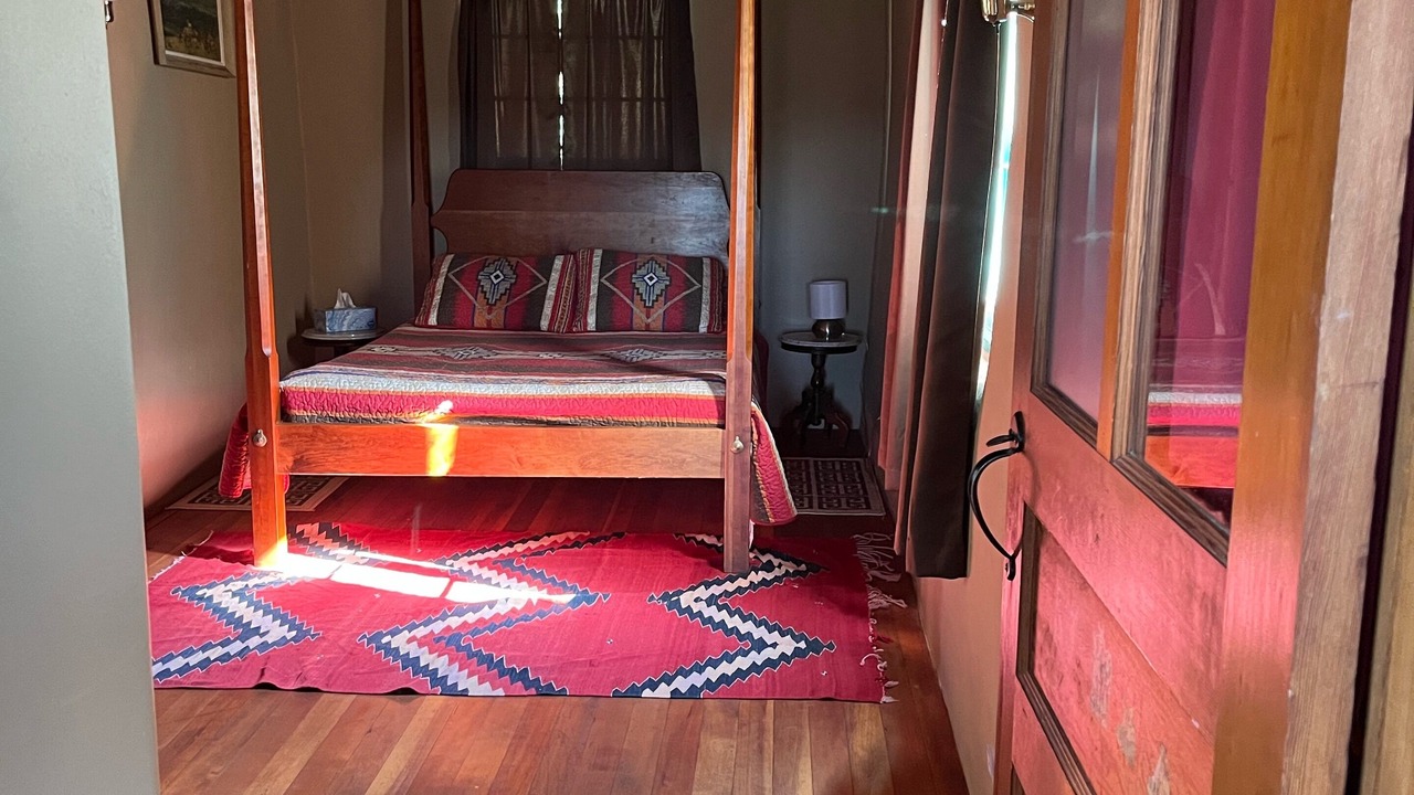 Photo of Bedroom in Canoncito