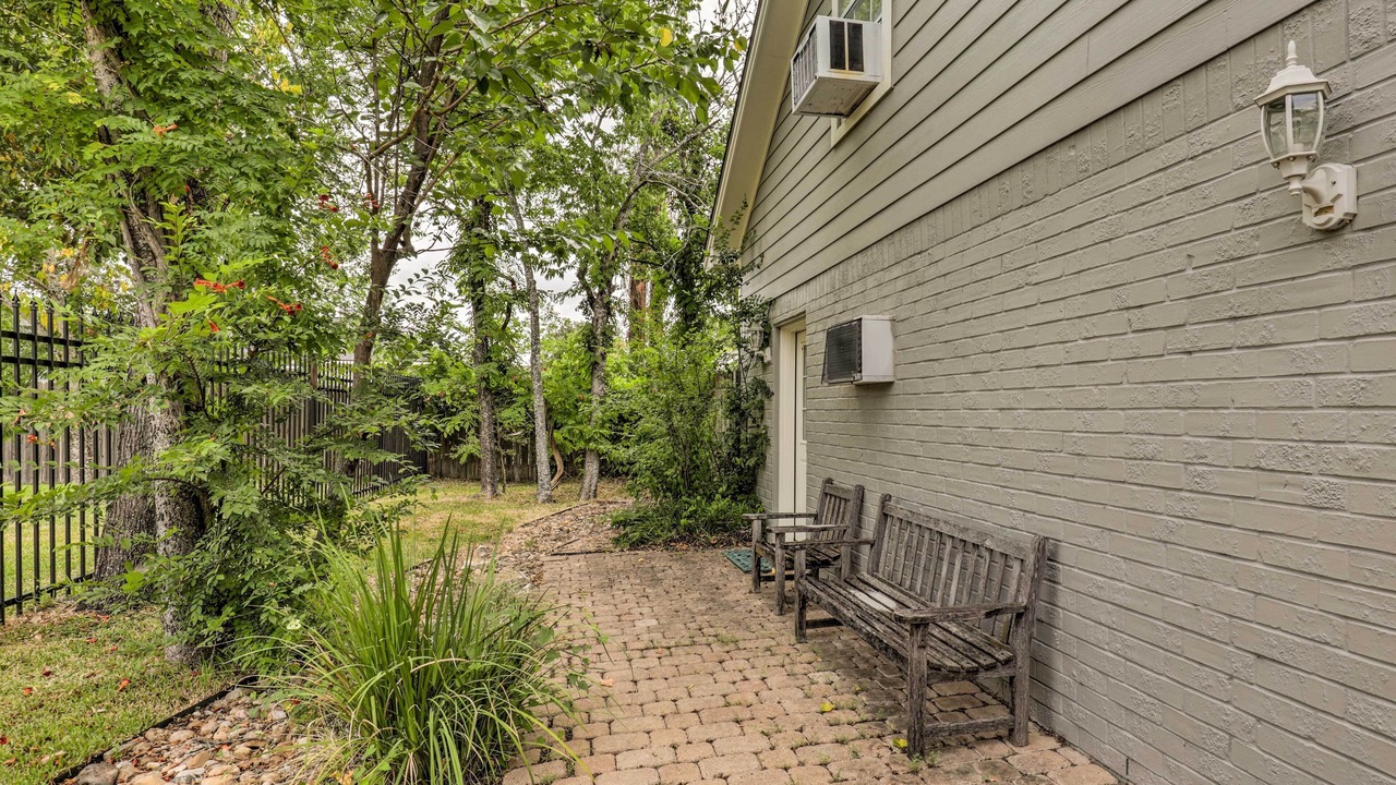 Photo of Patio Balcony in Oakwood