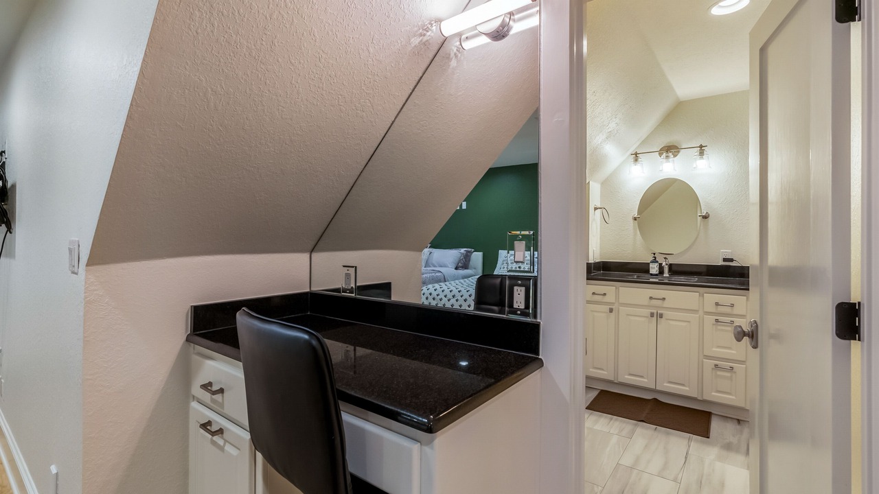 Photo of Bathroom in Gober