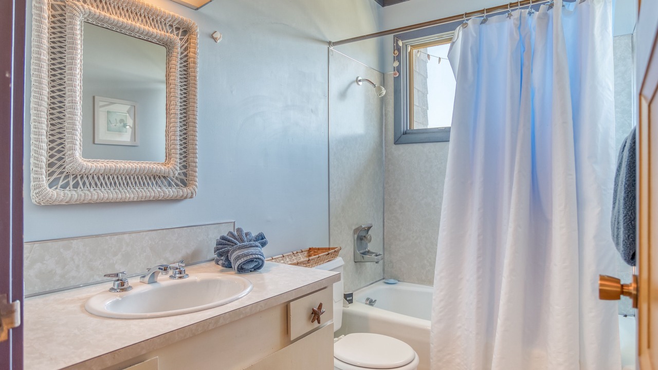 Photo of Bathroom in Roads End