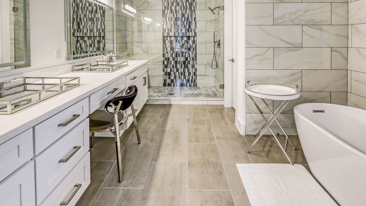 Photo of Bathroom in Northside