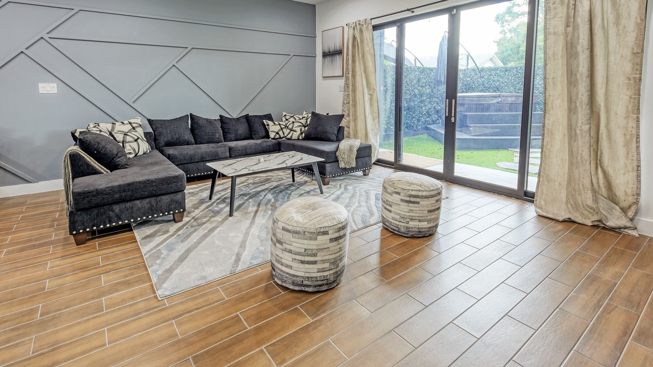 Photo of Livingroom in Northside