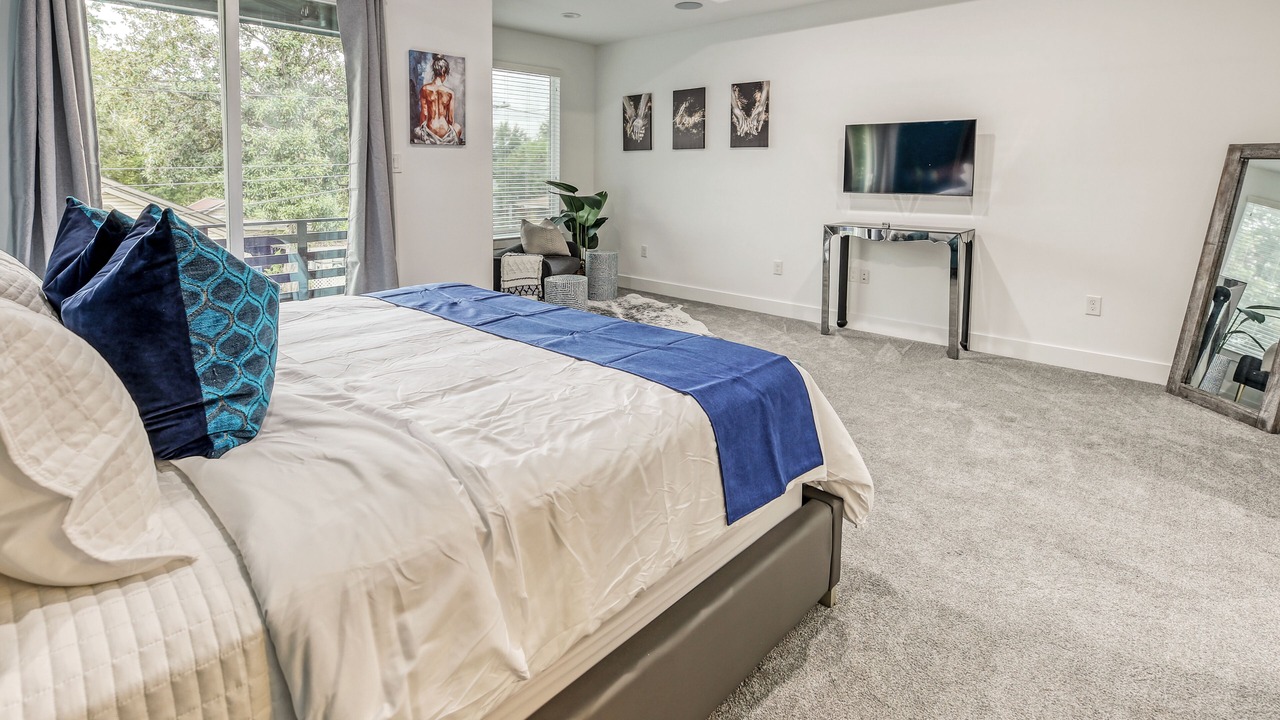 Photo of Bedroom in Northside