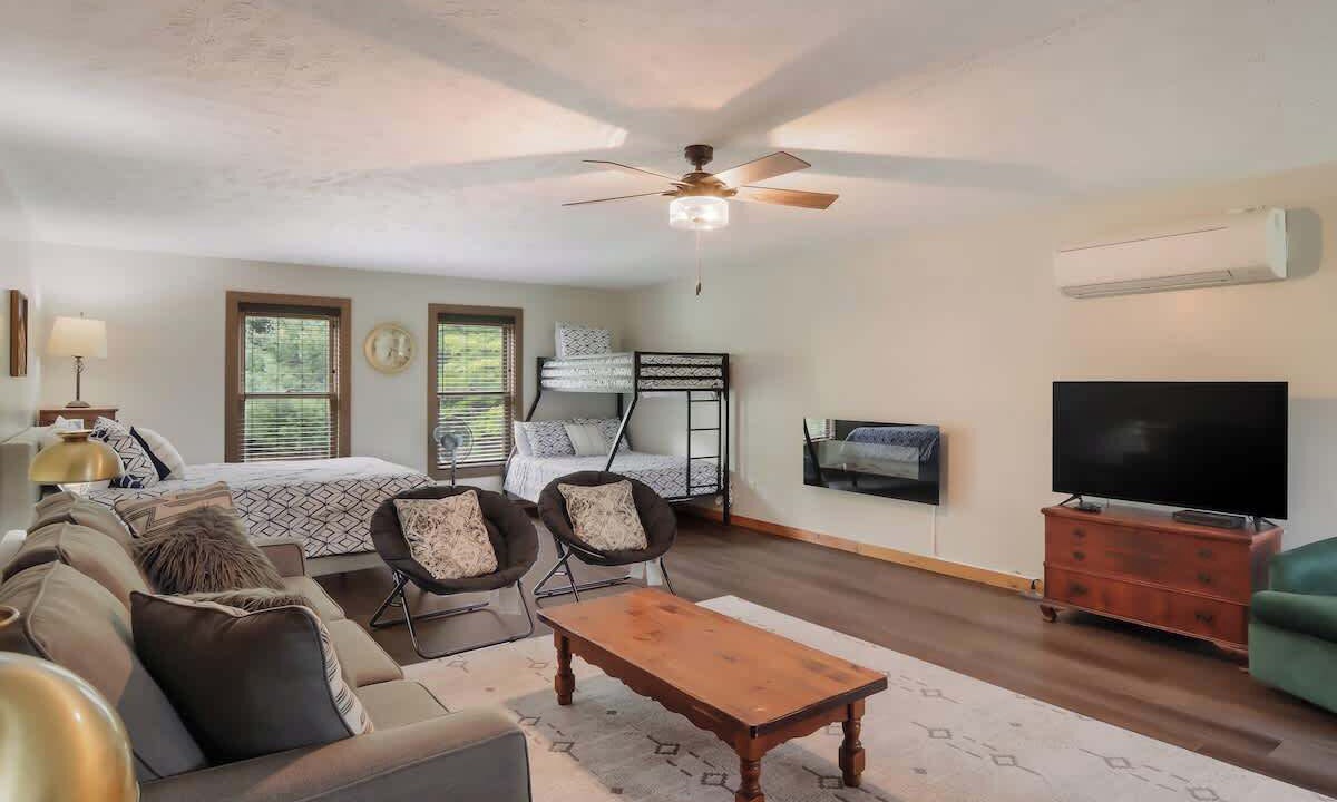 Photo of Bedroom in Beulah