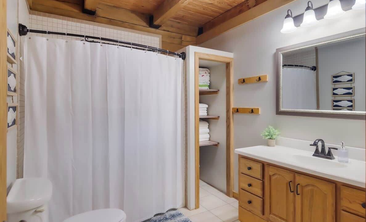 Photo of Bathroom in Beulah