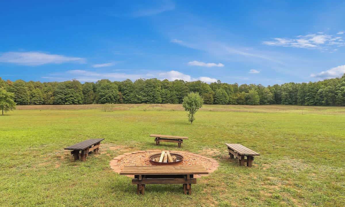 Photo of Outdoor in Beulah