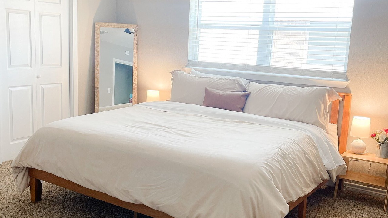 Photo of Bedroom in Garland