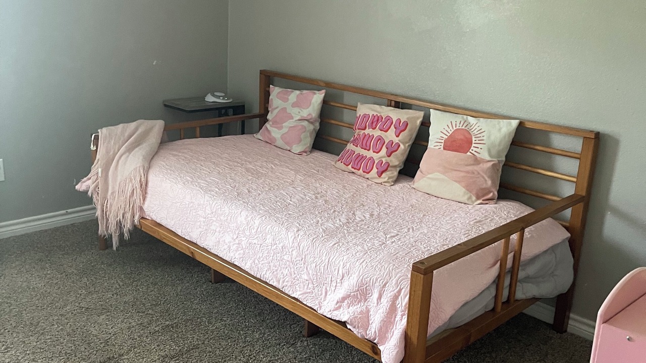 Photo of Bedroom in Garland