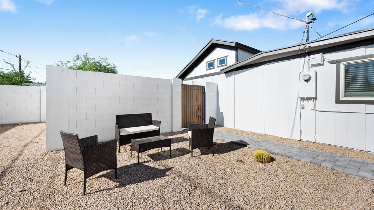 Photo of Patio Balcony in North Mountain