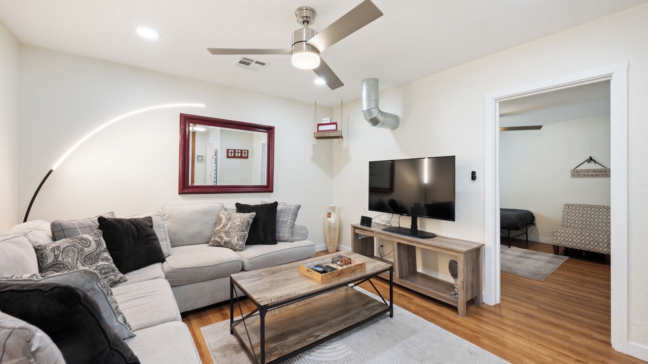 Photo of Livingroom in North Mountain