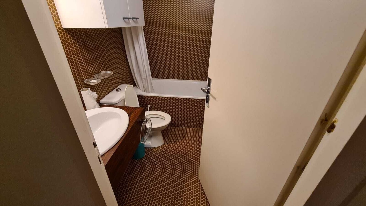 Photo of Bathroom in Saint-Aventin