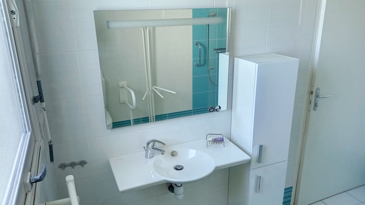 Photo of Bathroom in Jullouville-les-Pins