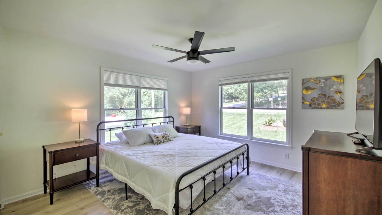 Photo of Others in Eckerty