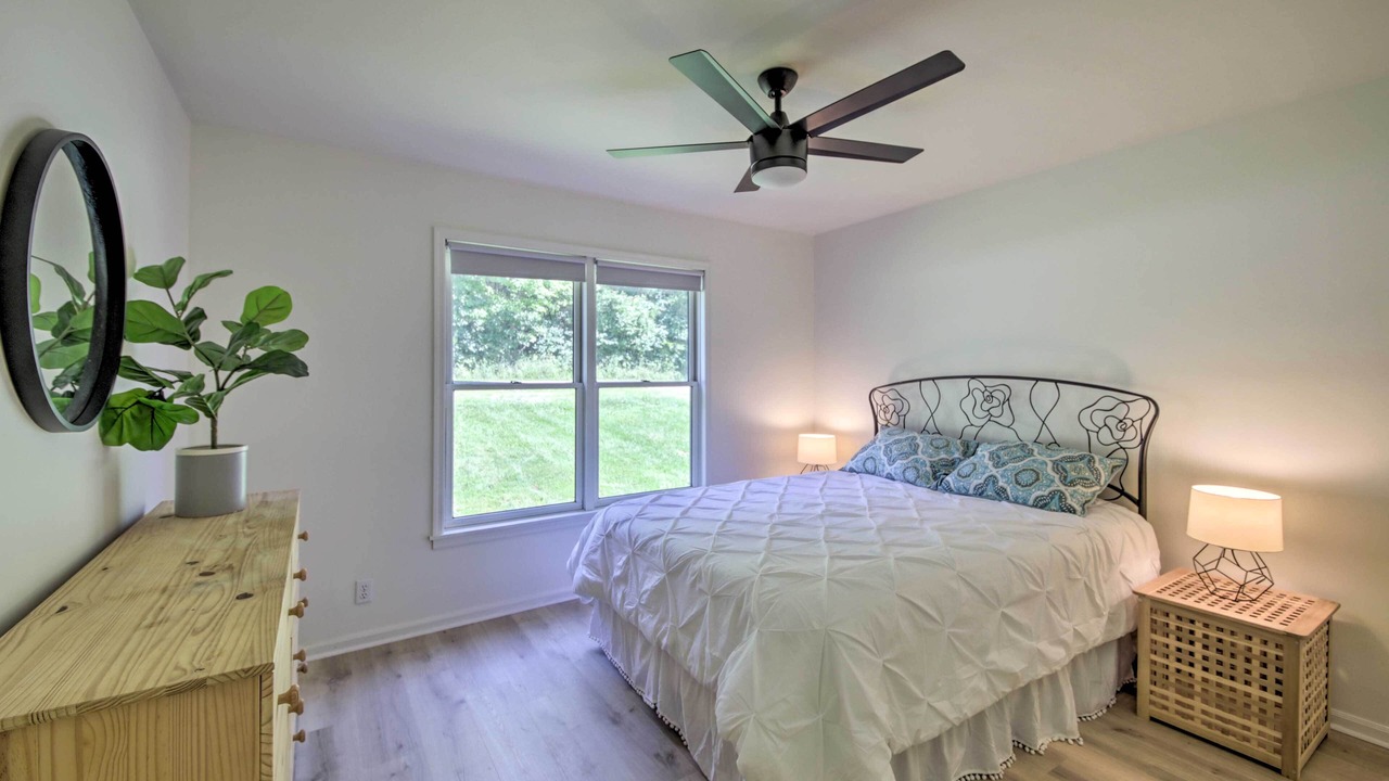 Photo of Others in Eckerty