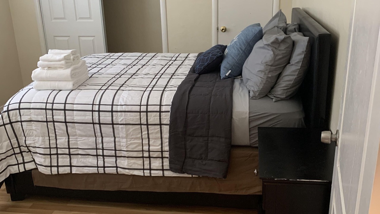 Photo of Bedroom in North Oak Park