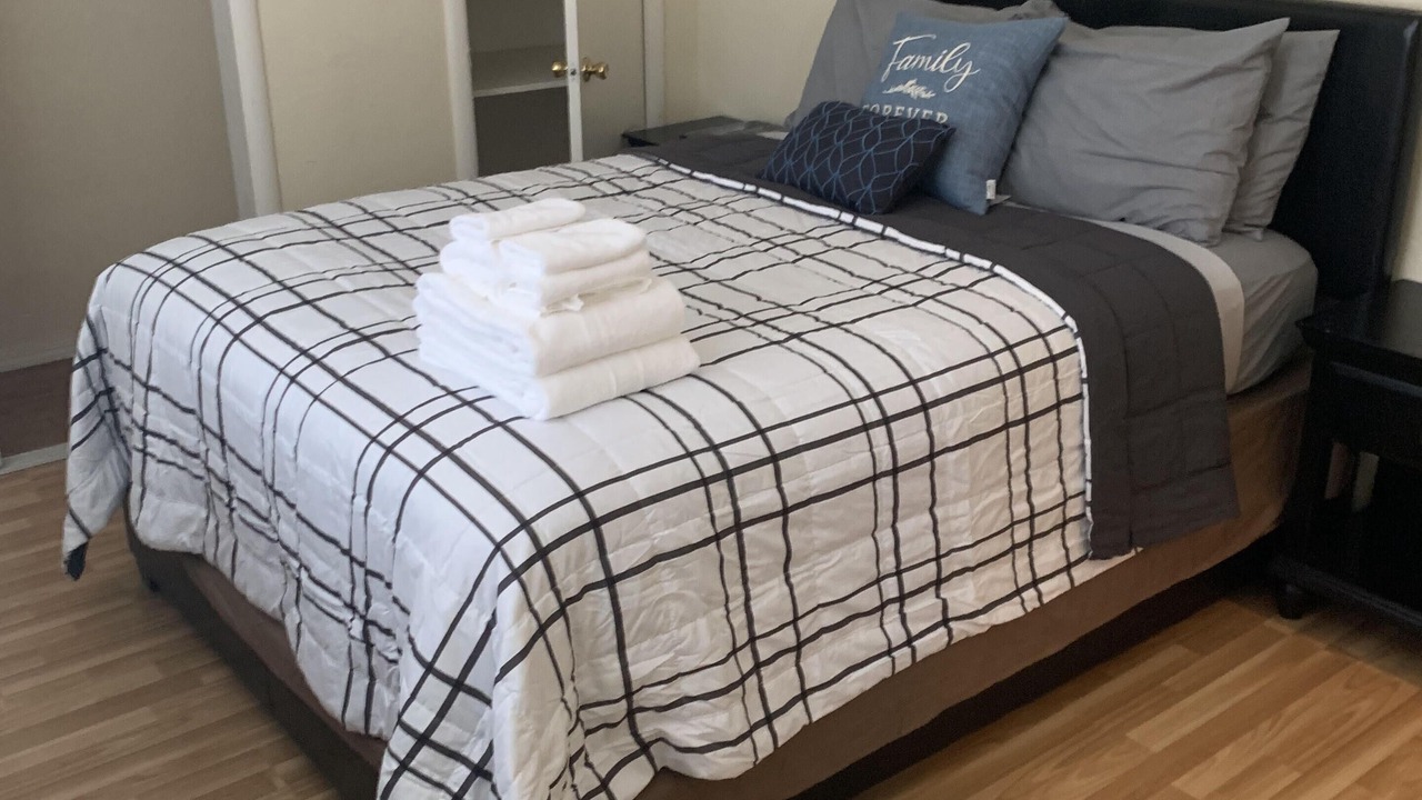 Photo of Bedroom in North Oak Park