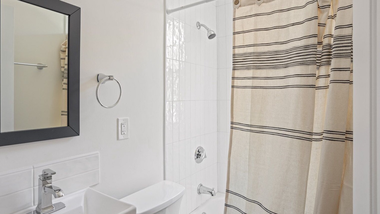 Photo of Bathroom in Cleveland Circle