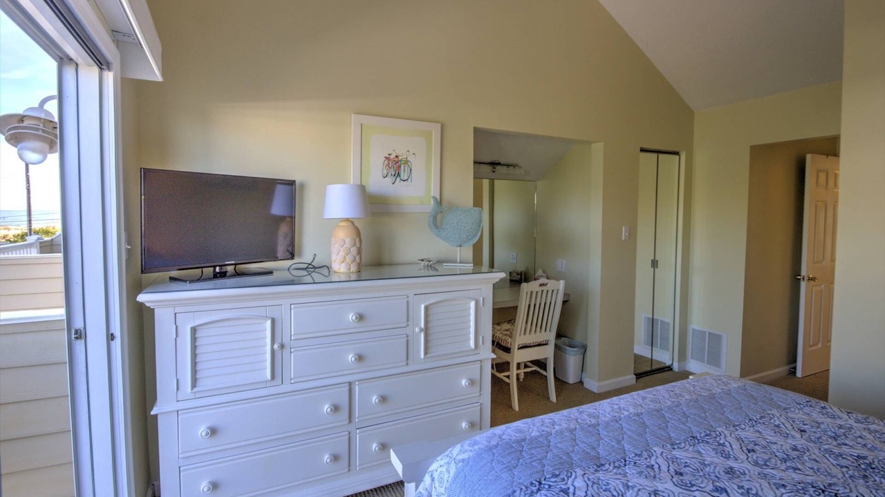 Photo of Bedroom in Fenwick Island