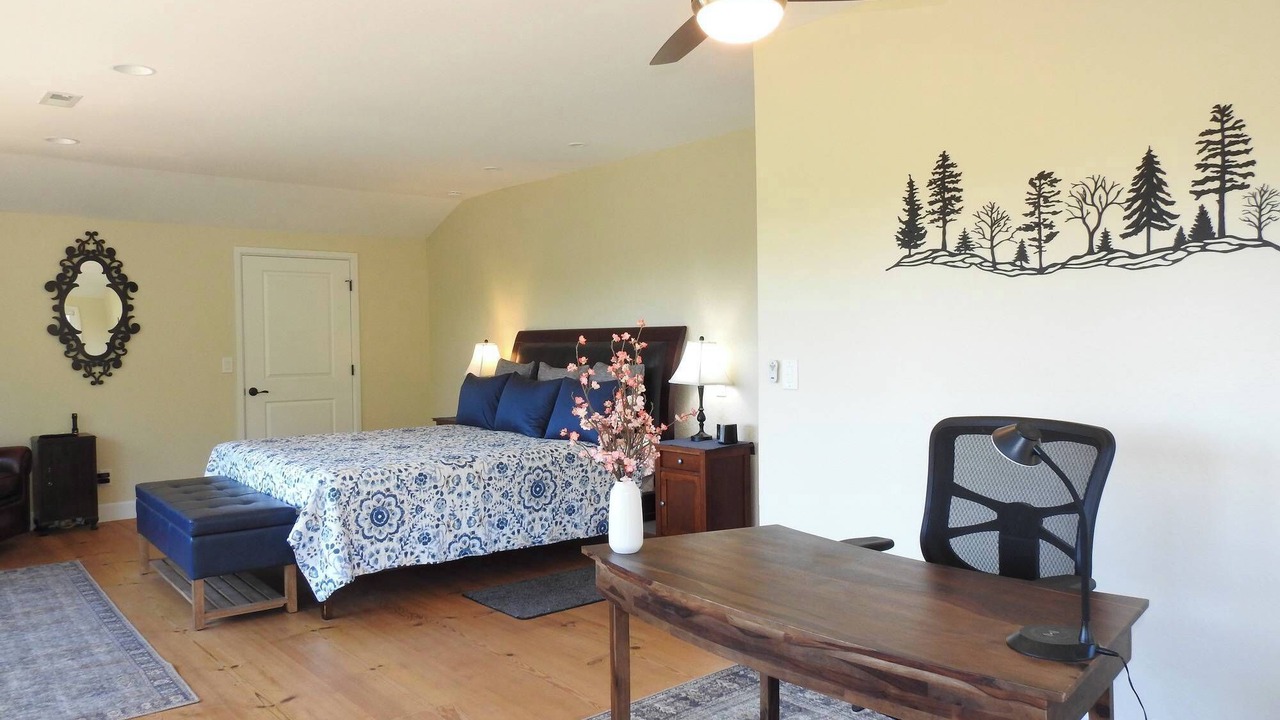 Photo of Others in Murphys