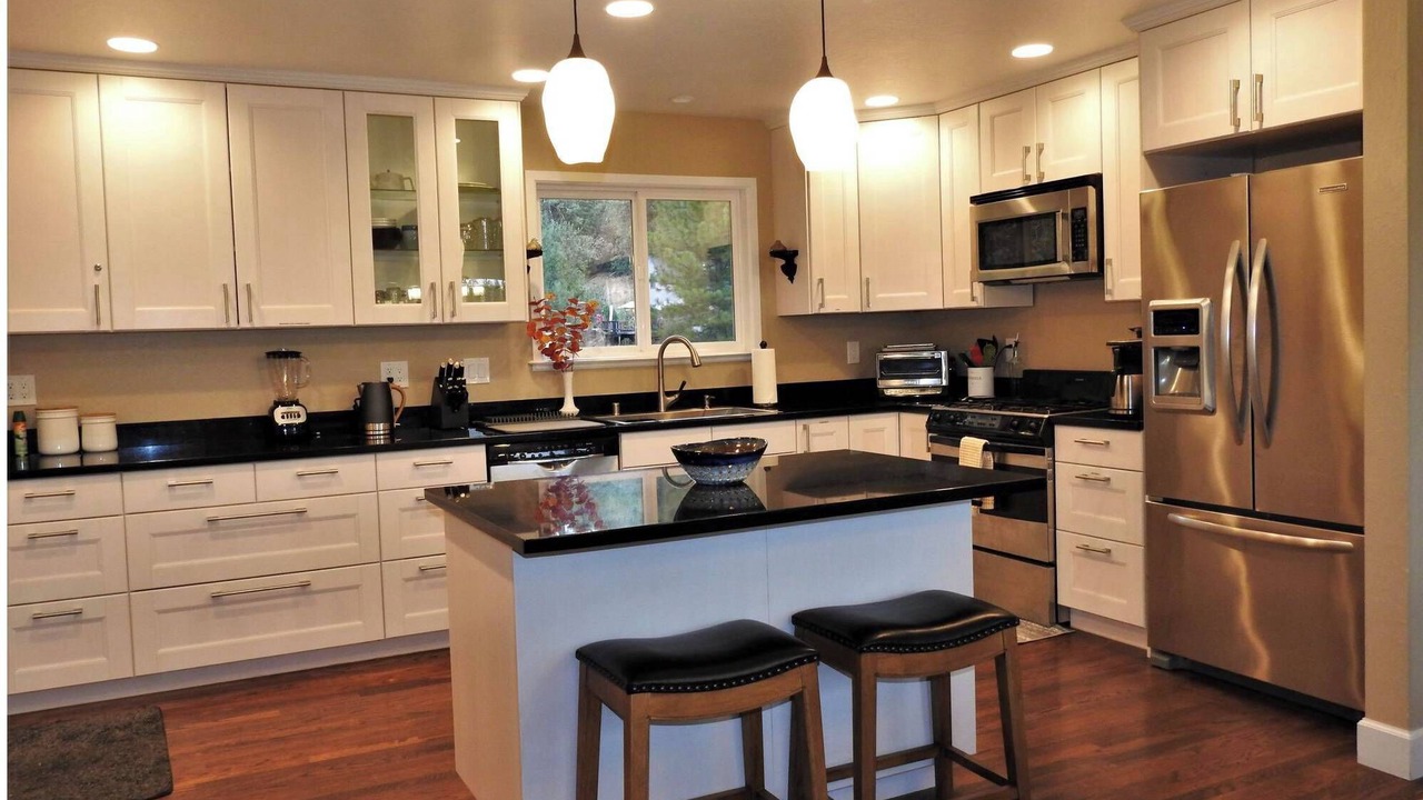 Photo of Others in Murphys