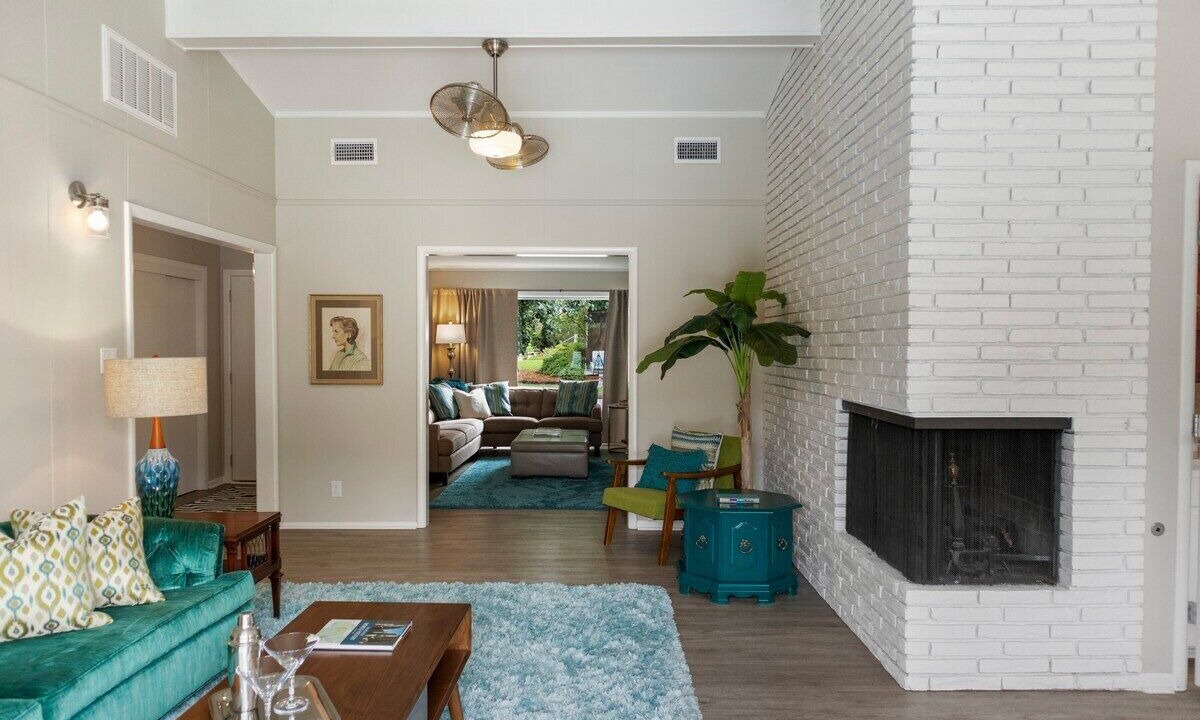 Photo of Livingroom in Tulsa