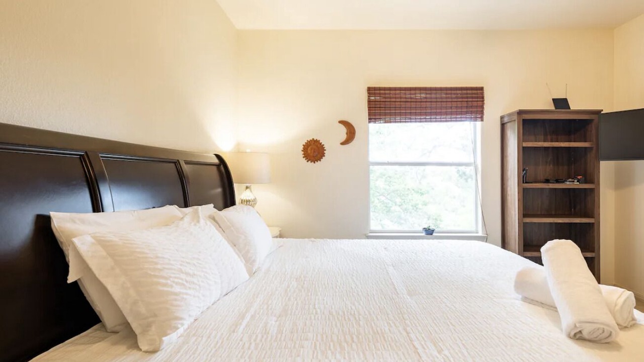 Photo of Bedroom in Cardinal Hills Estates