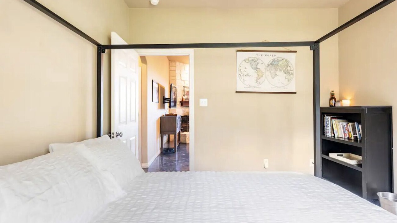 Photo of Bedroom in Cardinal Hills Estates