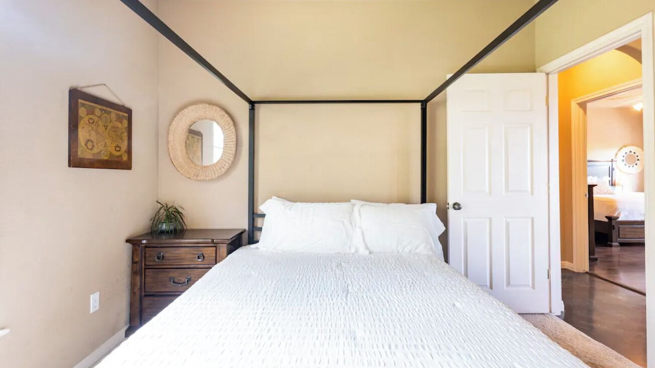 Photo of Bedroom in Cardinal Hills Estates