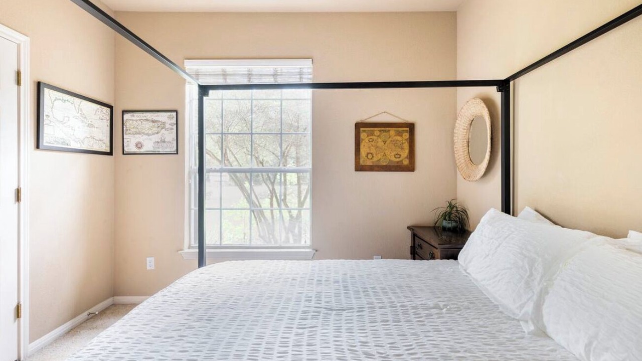 Photo of Bedroom in Cardinal Hills Estates