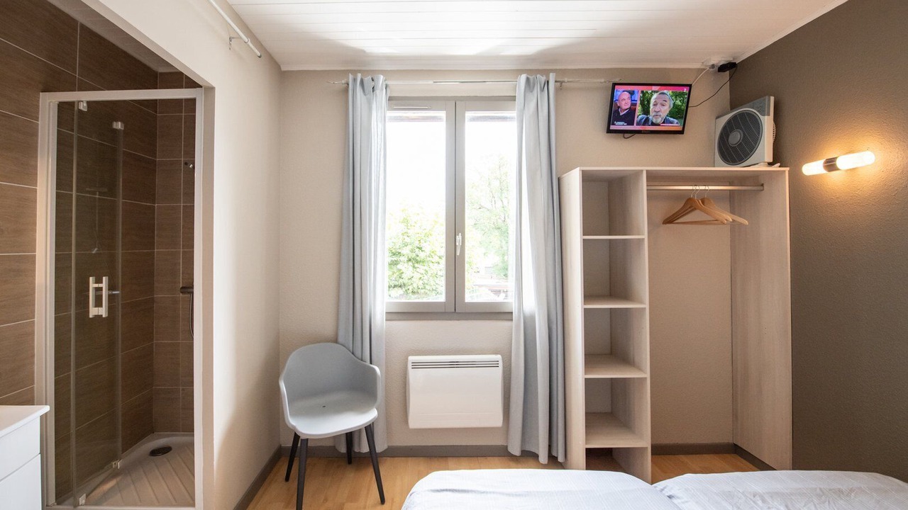 Photo of Bedroom in Genay