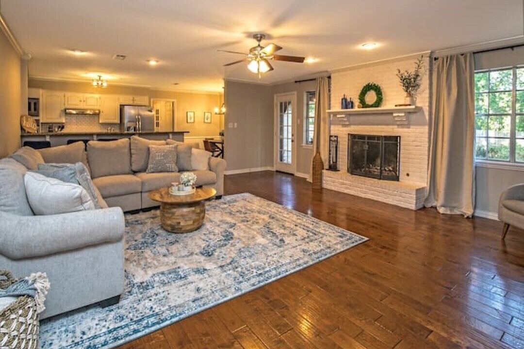 Photo of Livingroom in Tyler