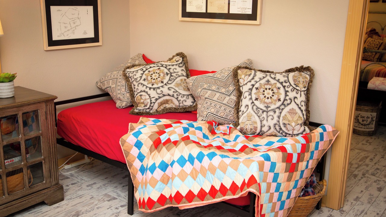 Photo of Bedroom in Mineola