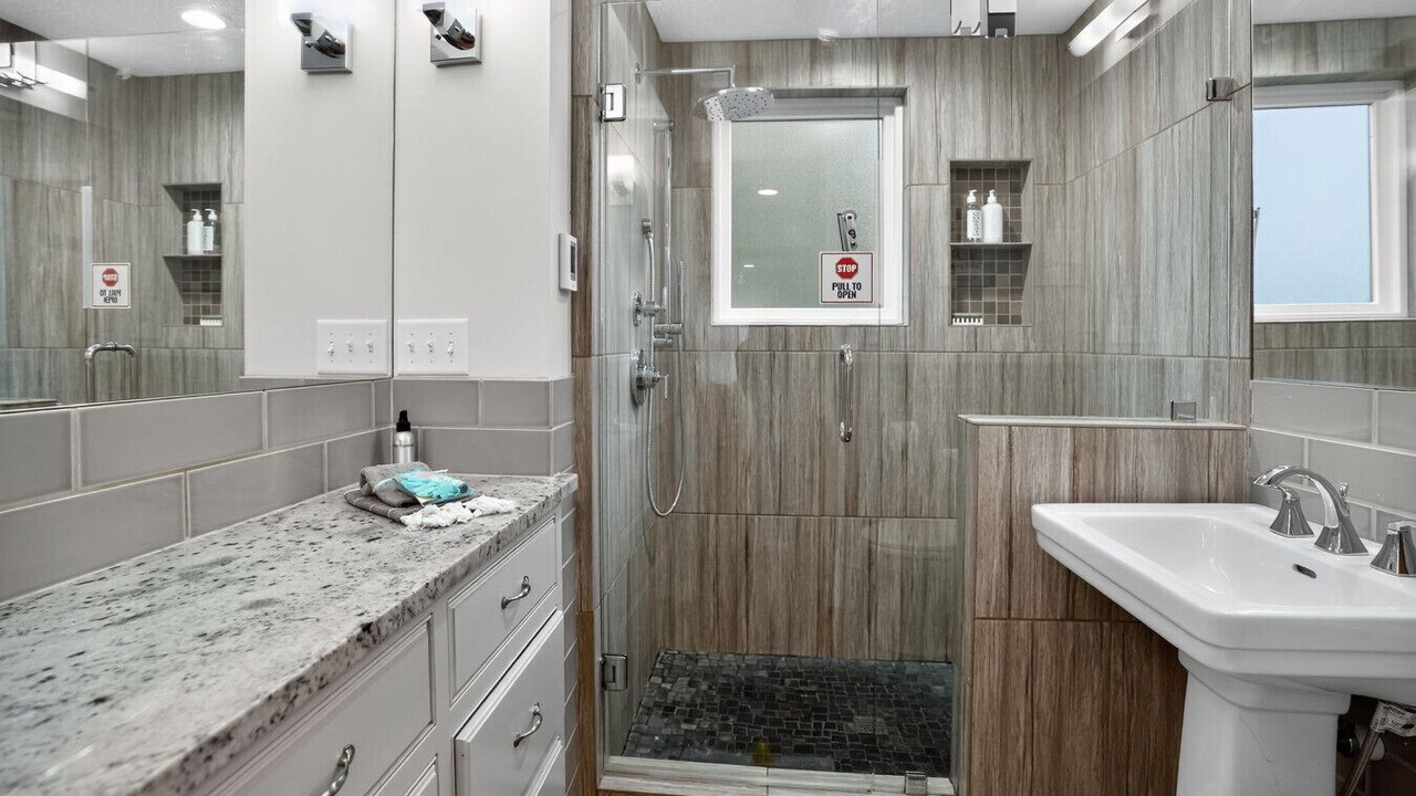 Photo of Bathroom in Rountree