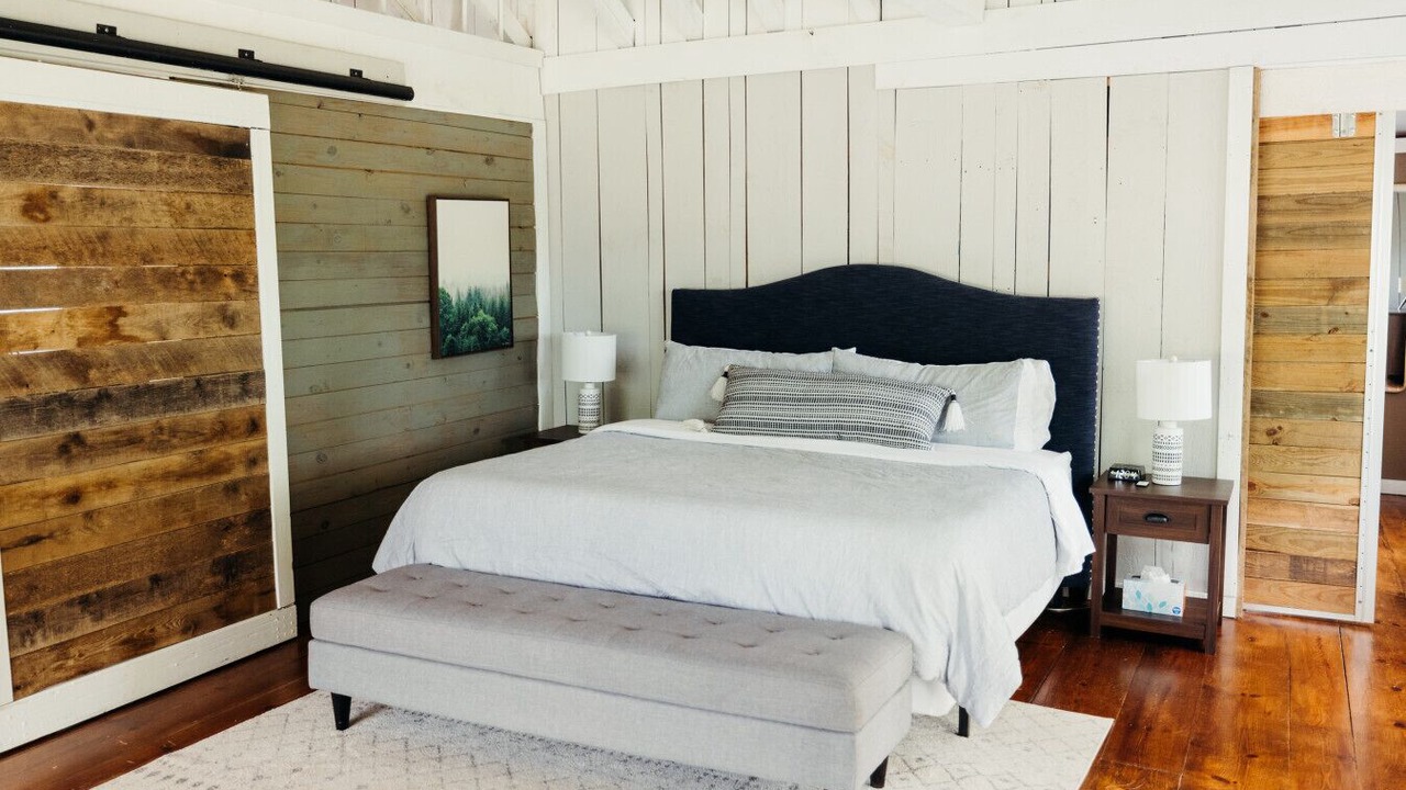 Photo of Bedroom in Ortonville