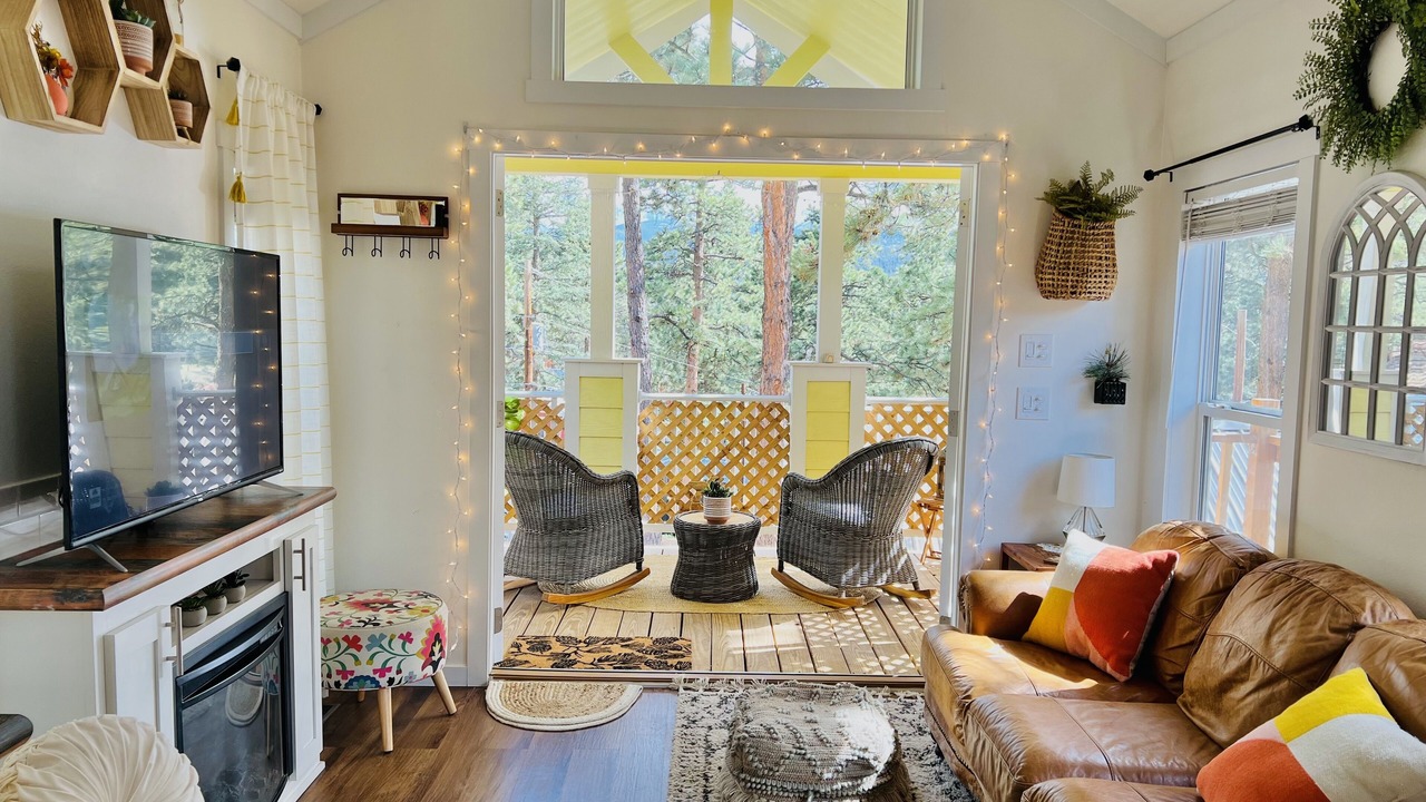 Photo of Livingroom in Woodland Park