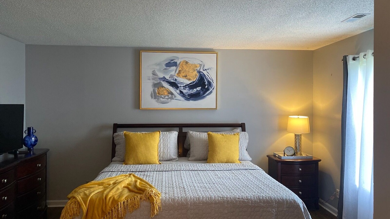 Photo of Bedroom in Croasdaile Farm Master