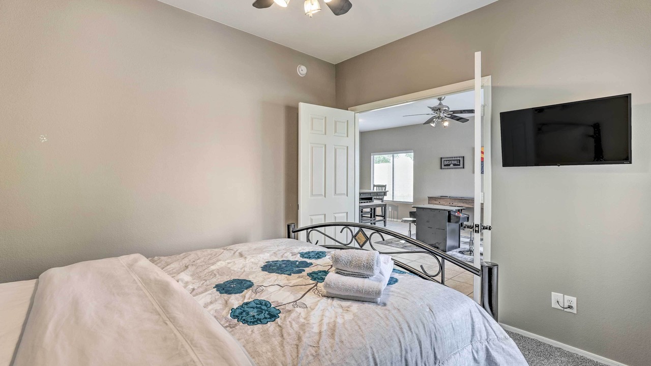 Photo of Bedroom in Palm Valley