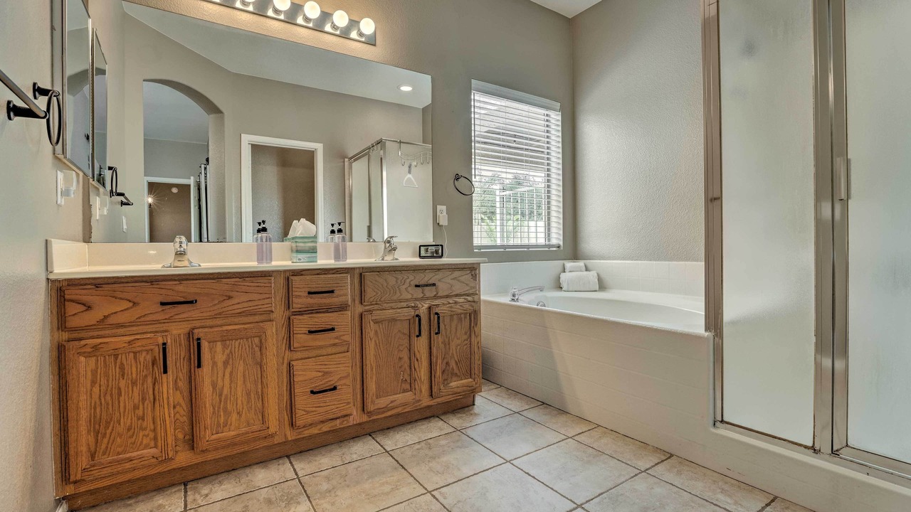 Photo of Bathroom in Palm Valley