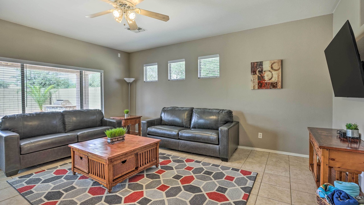 Photo of Livingroom in Palm Valley